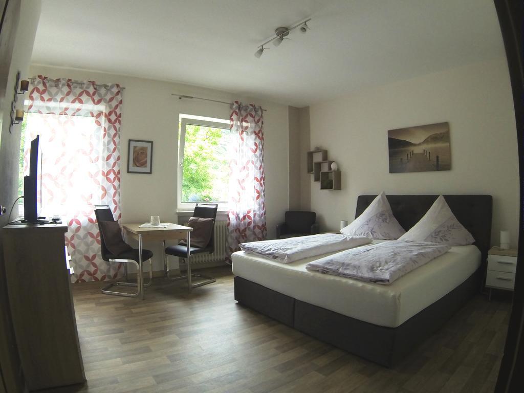 Pension Dapper Cochem Exterior foto