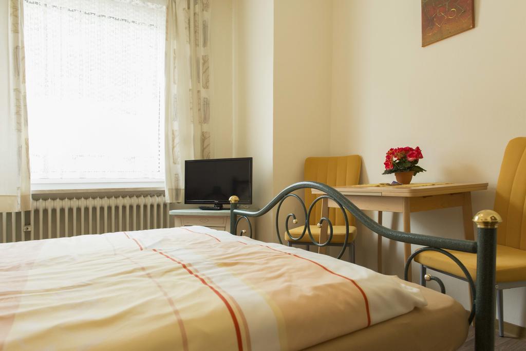 Pension Dapper Cochem Exterior foto