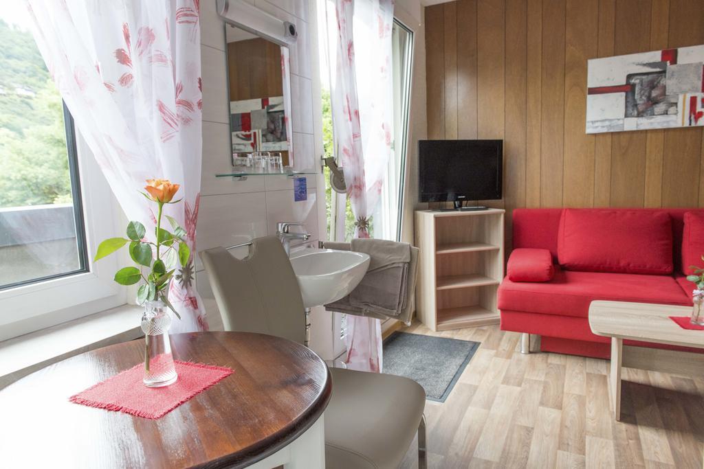 Pension Dapper Cochem Exterior foto