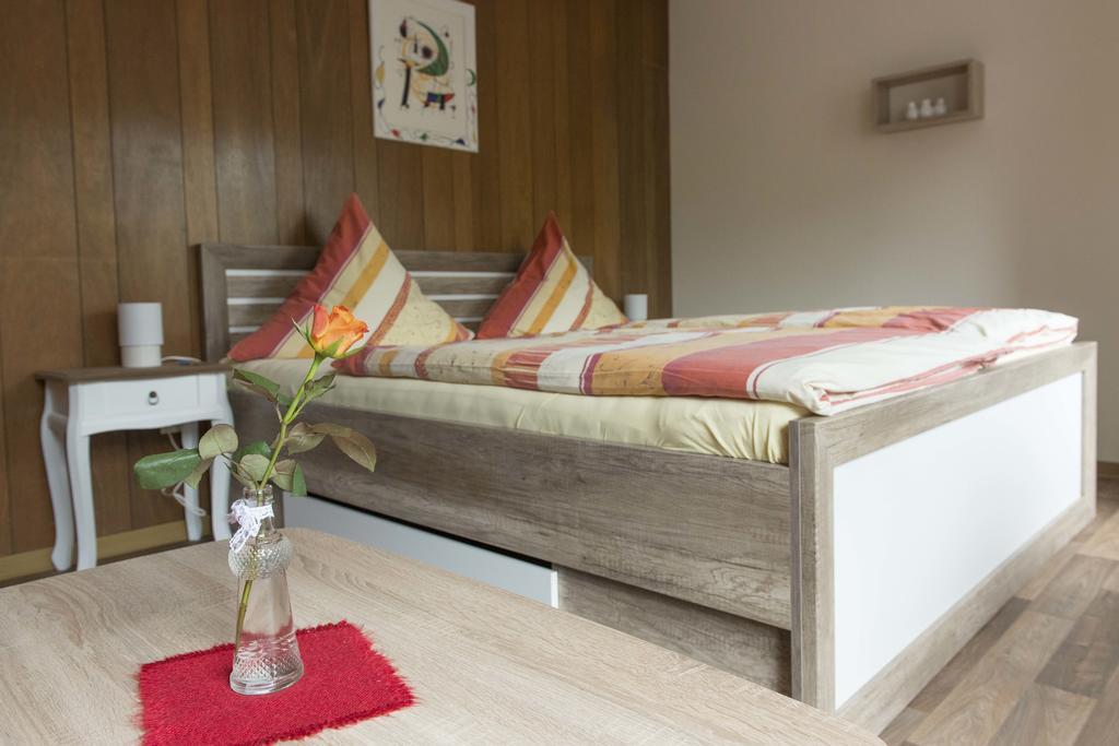 Pension Dapper Cochem Exterior foto